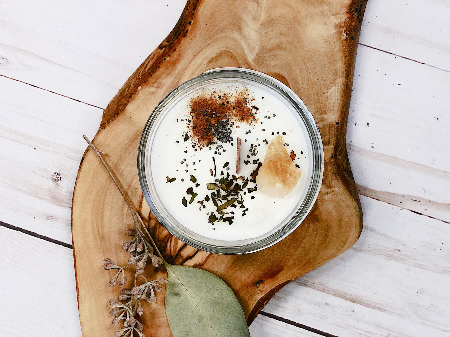 Golden Aura | Abundance & Alignment Candle |